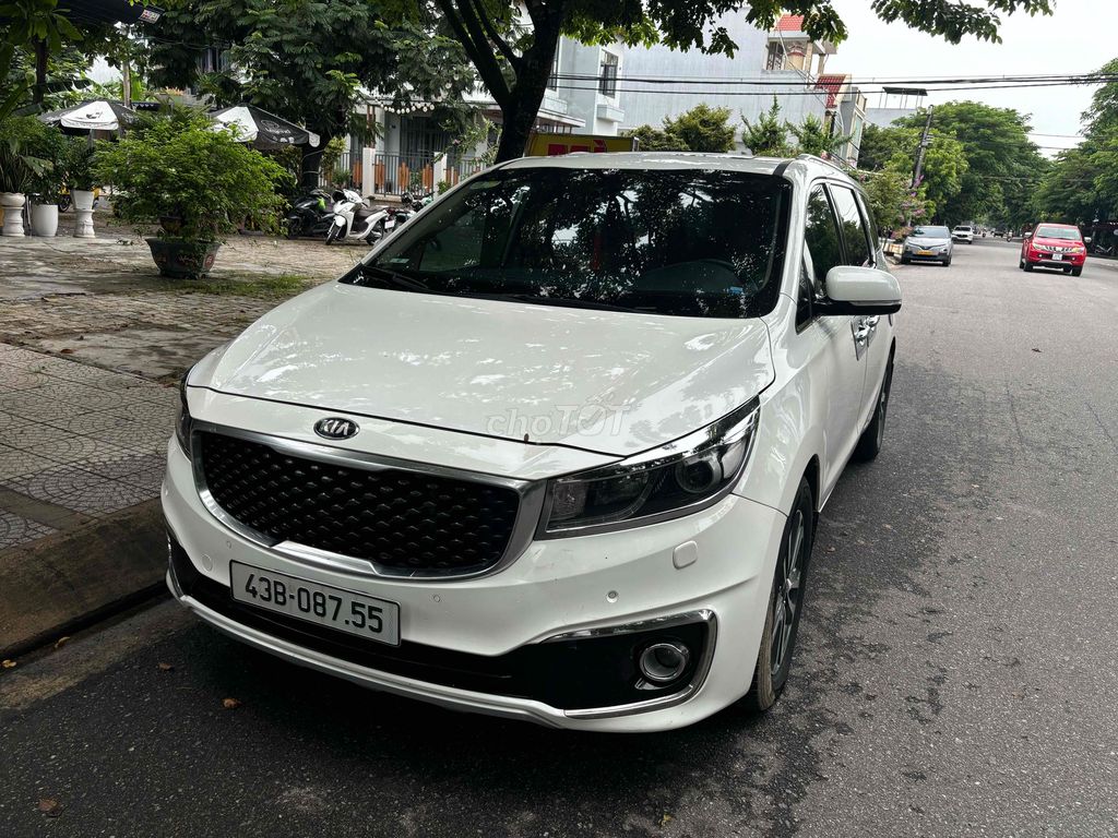 Kia Sedona 2015 2.2L DATH - 120000 km. Mua bán Ô tô tại Quận Cẩm Lệ Đà Nẵng được đăng bởi Minh Huy hình 1