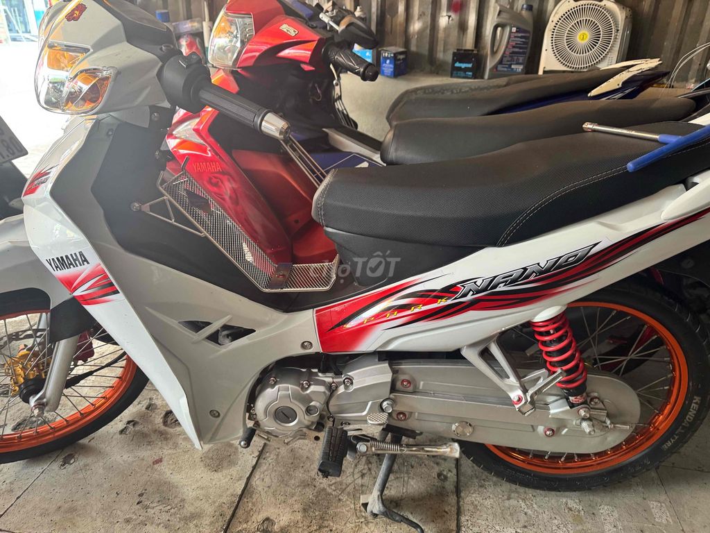 Yamaha Sirius Trắng đỏ Zin êm. Mua bán Xe máy tại Thành phố Thuận An Bình Dương được đăng bởi cầm đồ Hà Minh Tâm  hình 4