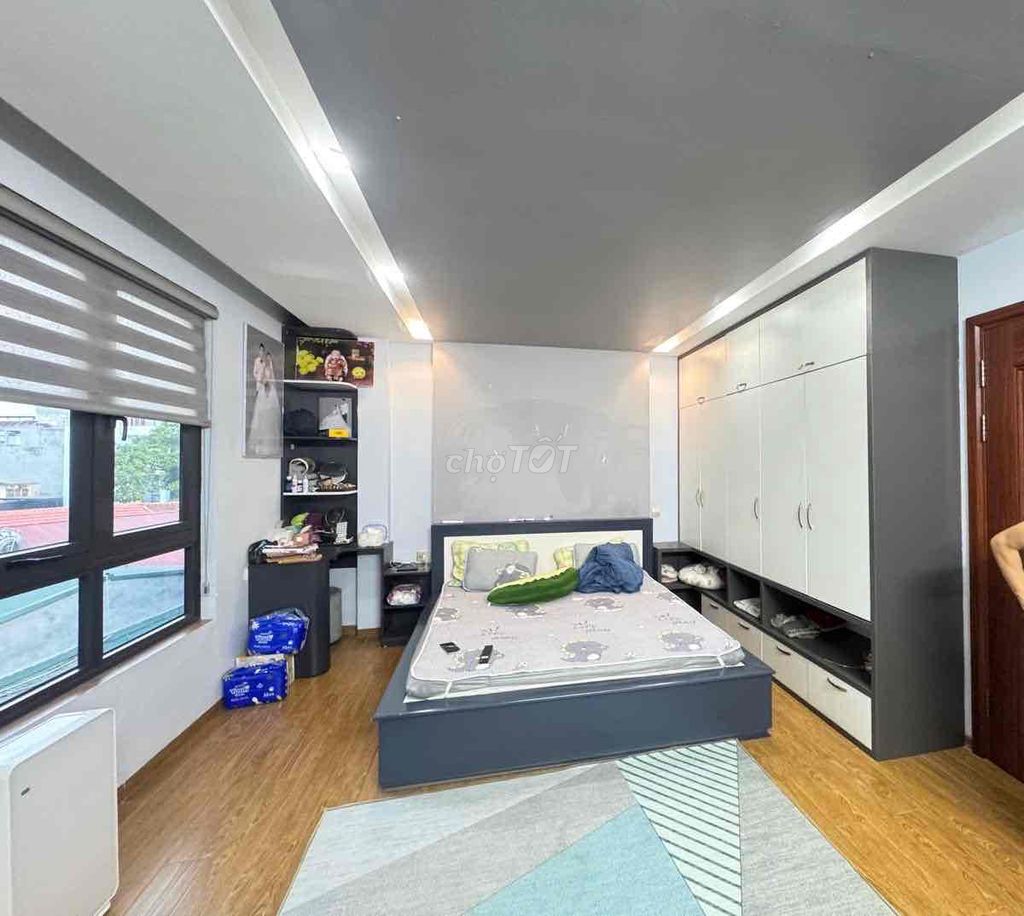 Аренда дома в квартале Май Дить, Кау Жай, 60м², 5 этажей, 6 спален