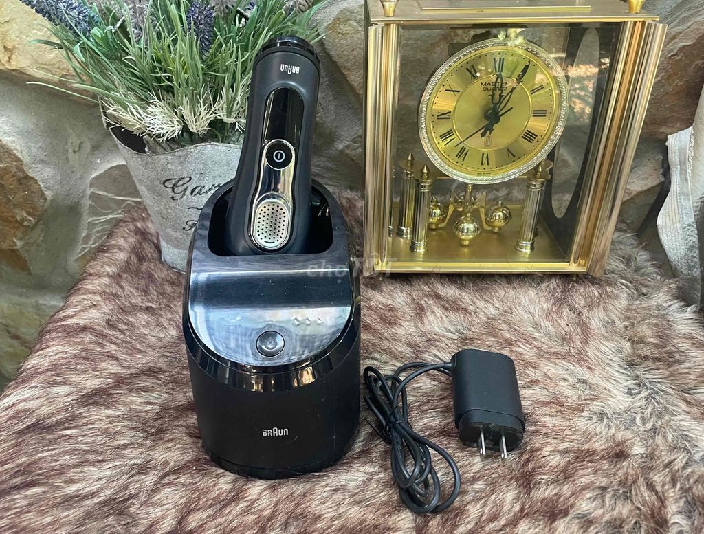 Máy cạo râu Braun S9 Đen Nam Đức. Mua bán Phụ kiện thời trang khác tại Thành phố Trà Vinh Trà Vinh được đăng bởi Huỳnh Lê Tân hình 1