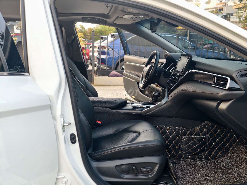 TOYOTA CAMRY 2.5Q 2022 MÀU TRẮNG. Mua bán Ô tô tại Quận Long Biên Hà Nội được đăng bởi BON AUTO hình 9