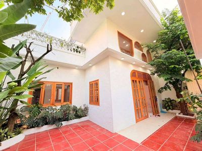 Rent · 4 bd · 185 м² · Quận Sơn Trà, ул. Gần Vương Thừa Vũ