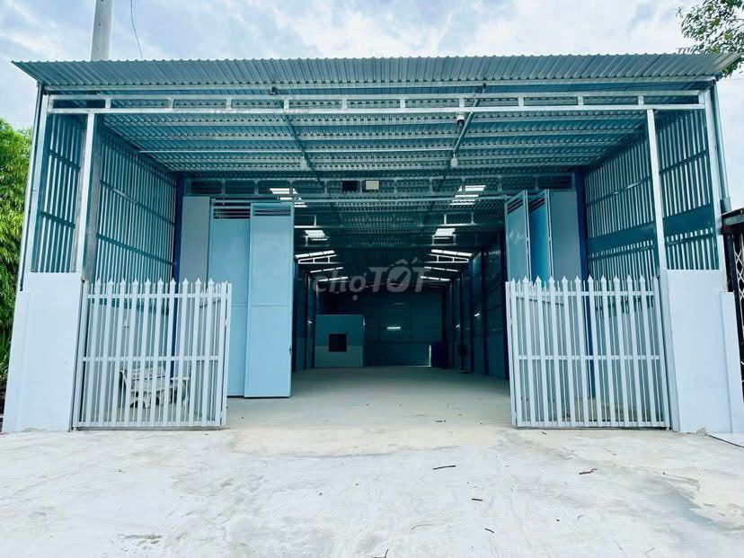 Cho thuê Kho 360 m2 mới xây mặt tiền Quốc lộ 61C 