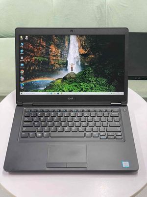 Laptop Dell Latitude 5490