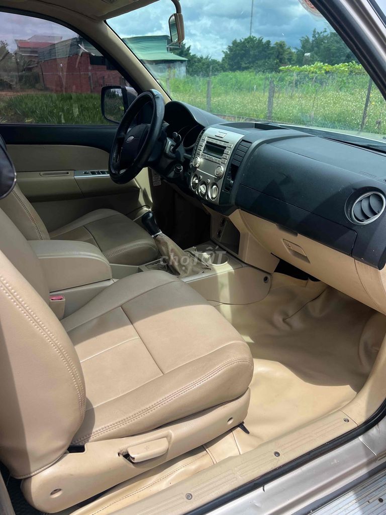 Ford Everest 2009  số sàn máy dầu biển 47. Mua bán Ô tô tại Thành phố Buôn Ma Thuột Đắk Lắk được đăng bởi trung hoà hình 5