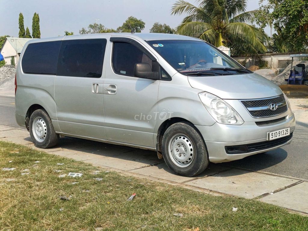 Hyundai Starex 2008 - 12345 km