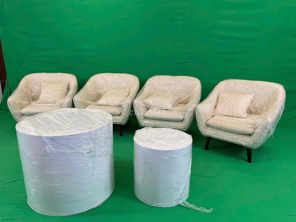 Ghế sofa đơn Trắng kem đã sử dụng. Mua bán Bàn ghế tại Huyện Đông Anh Hà Nội được đăng bởi Huyen Nguyen hình 1