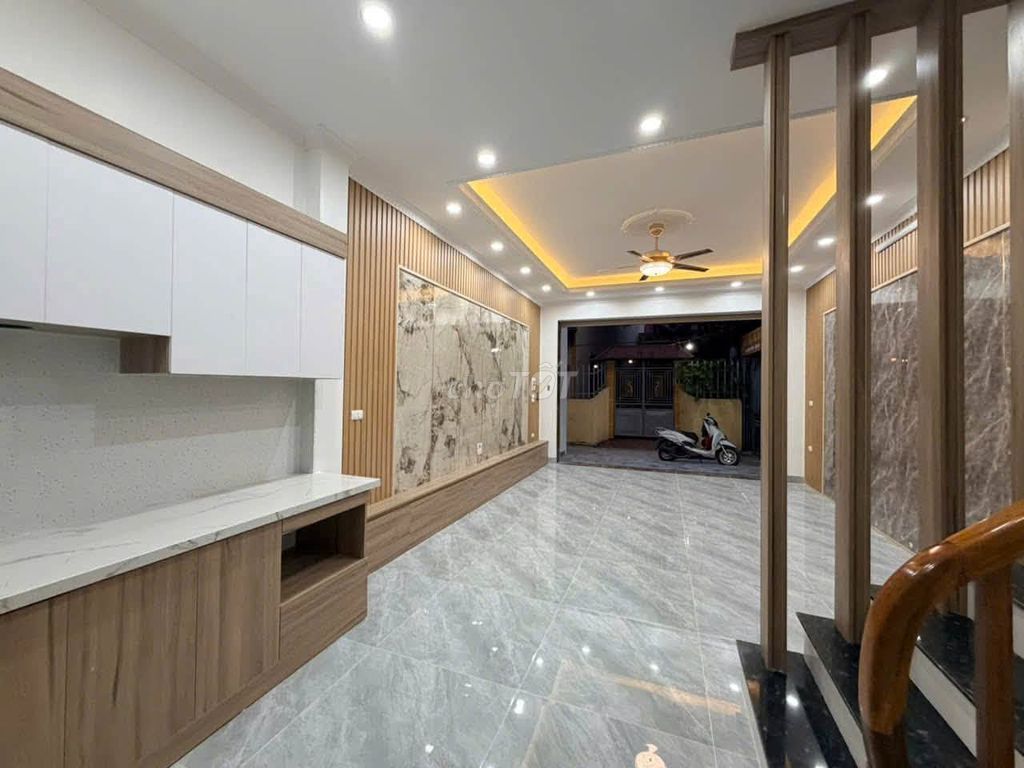 Красивый дом Thanh Tri - 40 м² - 4 спальни - парковка