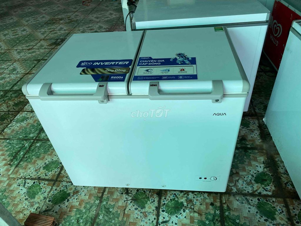 Tủ đông mát Aqua 295L inverter