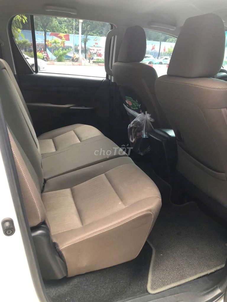Toyota hilux. Mua bán Ô tô tại Quận 5 Tp Hồ Chí Minh được đăng bởi Tran Tuyen hình 5
