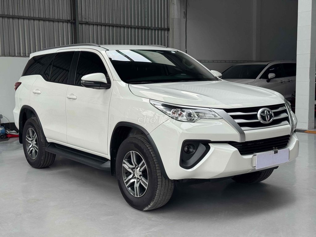 Toyota Fortuner 2020 Dầu Số sàn 100.000 km. Mua bán Ô tô tại undefined undefined được đăng bởi Long Auto Vạn Phúc hình 2