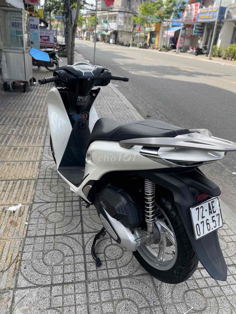 SH 160 ABS Trắng dky 2024 odo lướt 9c. Mua bán Xe máy tại Thành phố Bà Rịa Bà Rịa - Vũng Tàu được đăng bởi Cửa Hàng Xe Máy Anh Luân hình 6