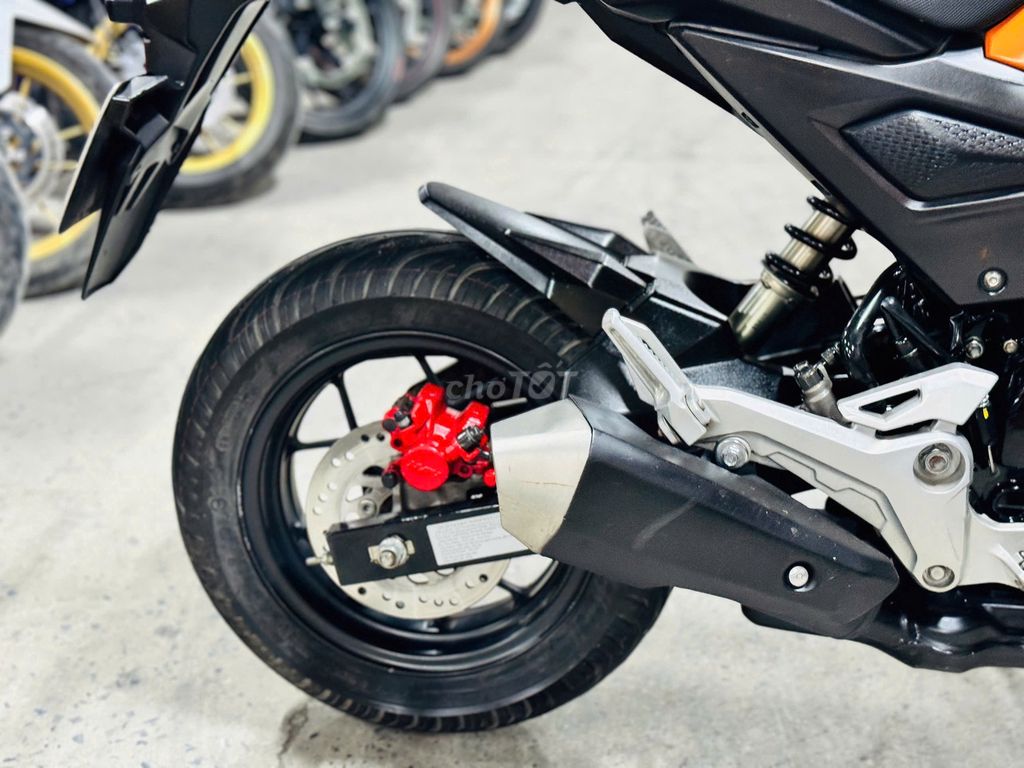 XE MÁYTHANHTÙNG_MSX 125 CAM CÔN TAY MINI NHẬP THÁI. Mua bán Xe máy tại Quận Nam Từ Liêm Hà Nội được đăng bởi THANH TÙNG hình 6