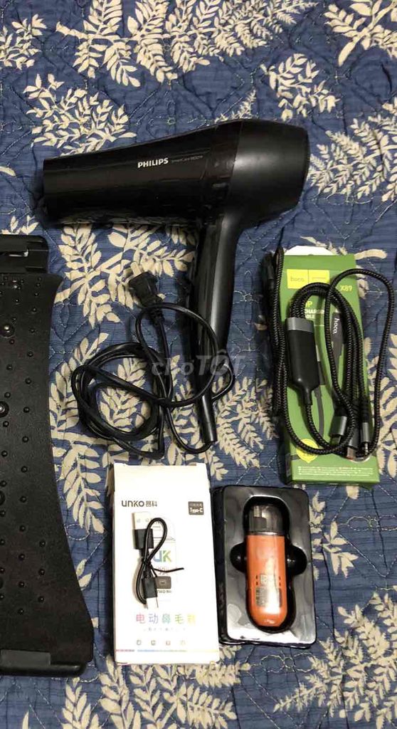 Máy sấy tóc Philips màu Đen. Mua bán Nội thất, đồ gia dụng khác tại Quận Đống Đa Hà Nội được đăng bởi nguyen Lam hình 1