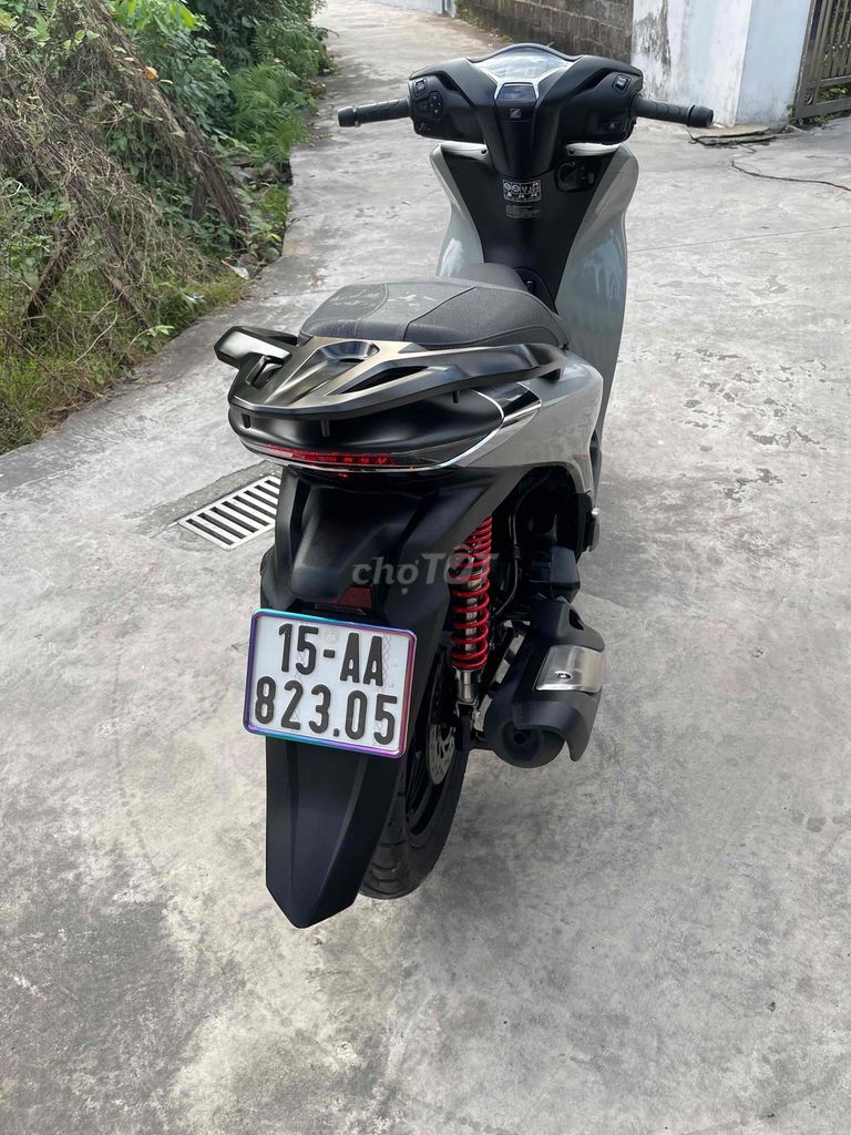 Cần bán sh 125 cbs 2023 1 chủ k lỗi lầm. Mua bán Xe máy tại Quận Kiến An Hải Phòng được đăng bởi Đức Anh  hình 2