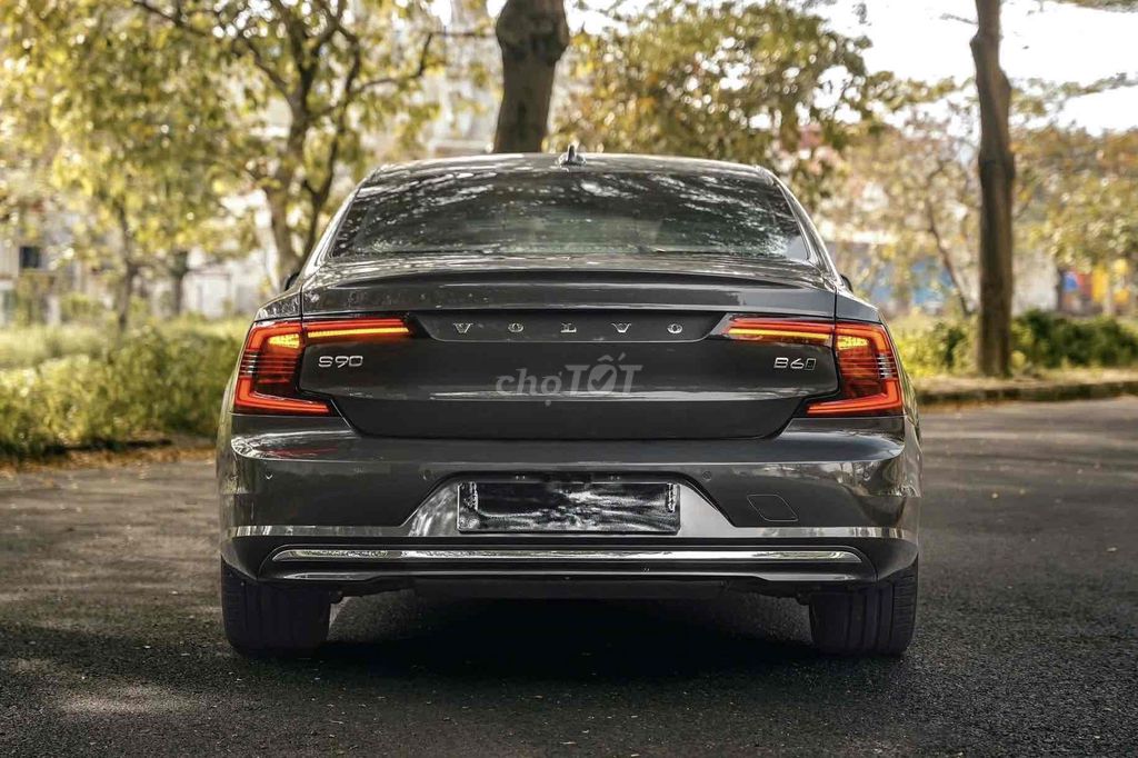 Volvo S90 Inscription LWB B6 AWD 2022 - 47.000 km. Mua bán Ô tô tại Quận Bình Tân Tp Hồ Chí Minh được đăng bởi Hoàng Thọ hình 4