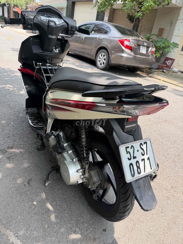 Honda Air Blade 2008 черно-бело-красный