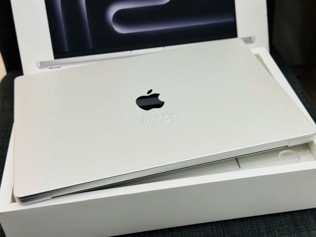 Apple MacBook Pro 16 M4 Max 36GB/1TB Like New Bạc. Mua bán Laptop tại Quận 3 Tp Hồ Chí Minh được đăng bởi Đặng Thái Bình hình 1