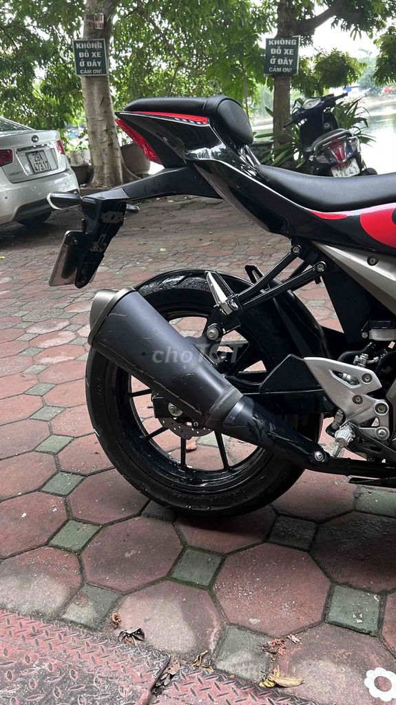 em bán xe nhé ạ, ai cần liên hệ em. Mua bán Xe máy tại Quận Ba Đình Hà Nội được đăng bởi mai hiển hình 5