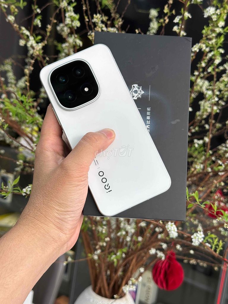 IQOO 15 5G 16/256GB Chip 8 elite gen 5 imei 838393. Mua bán Điện thoại tại Quận Ninh Kiều Cần Thơ được đăng bởi Quý Mobile Cần thơ hình 1