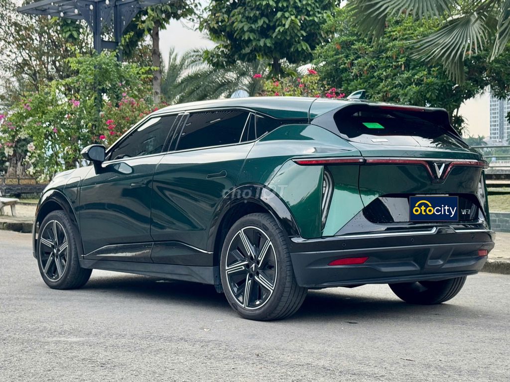 VinFast VF7 Plus 2024 - Màu xanh - 2v9km - Mua pin. Mua bán Ô tô tại Thành phố Thủ Đức Tp Hồ Chí Minh được đăng bởi OTOCITY hình 2