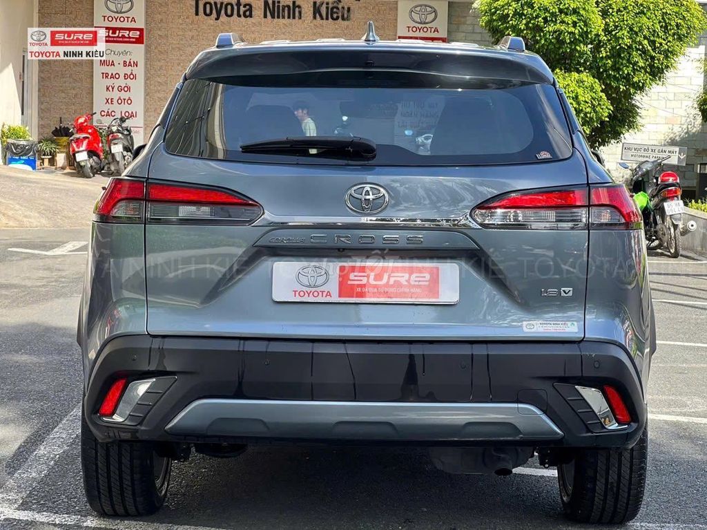 Toyota Cross 1.8V 2021 màu xám, 54.000 km. Mua bán Ô tô tại Quận Ninh Kiều Cần Thơ được đăng bởi Phúc Toyota Ninh Kiều hình 6