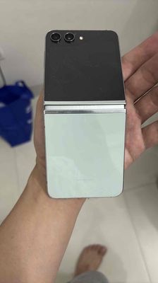 Bán samsung Z Flip 5 hư màn trong. Mua bán Điện thoại tại Quận Liên Chiểu Đà Nẵng được đăng bởi Nguyễn tiến vũ