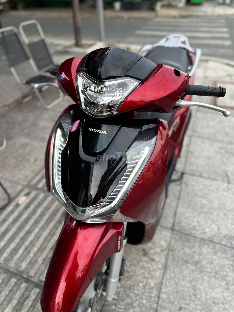 Honda SH 125i ABS 2019 Đỏ 11000 km. Mua bán Xe máy tại Quận Tân Phú Tp Hồ Chí Minh được đăng bởi VÕ MINH HẬU hình 9