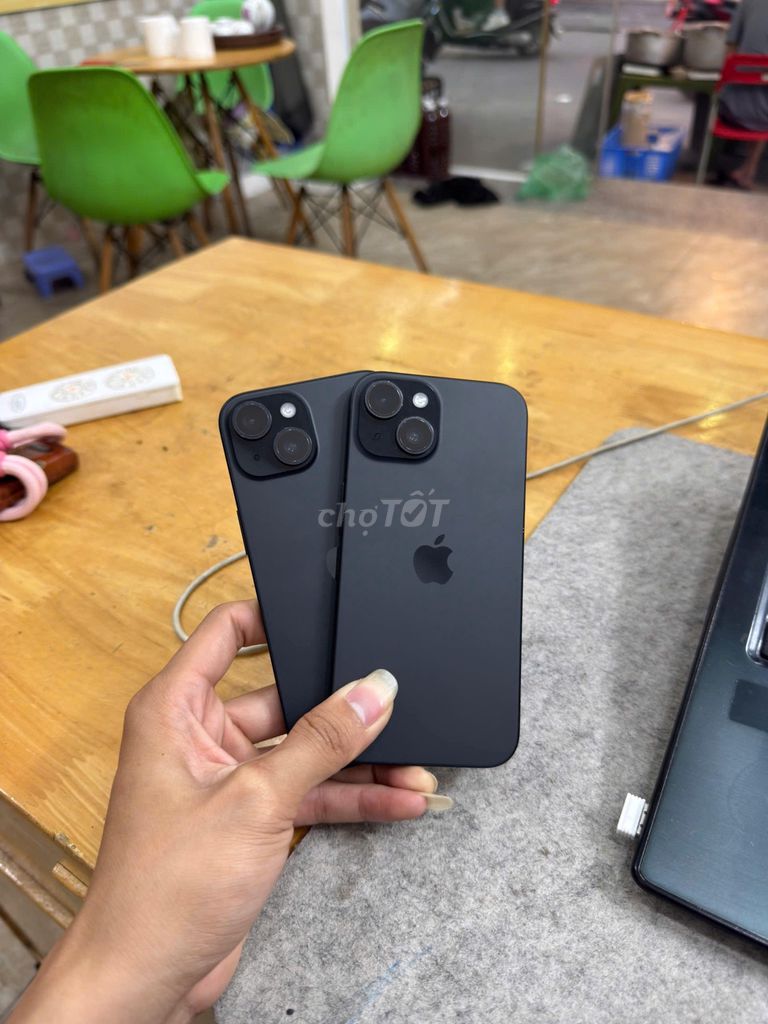 Apple iPhone 15 128GB Đen Nguyên bản. Mua bán Điện thoại tại Quận Hoàng Mai Hà Nội được đăng bởi Trương Công Quân hình 1