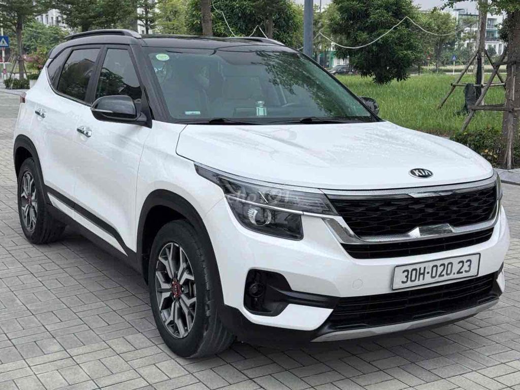 Kia Seltos 2021 Luxury 1.4 - 79000 км