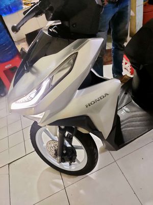 Xe Vario 150. Mua bán Xe máy tại Thành phố Dĩ An Bình Dương được đăng bởi anh hoang