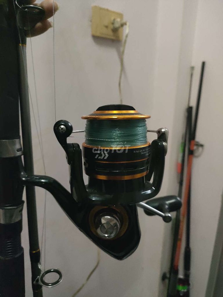 Máy câu daiwa mgz 5000