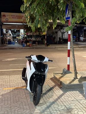 Cập mâm + lốp đen cbs 2020-2024. Mua bán Phụ tùng xe tại Thành phố Qui Nhơn Bình Định được đăng bởi Tèo Tomy