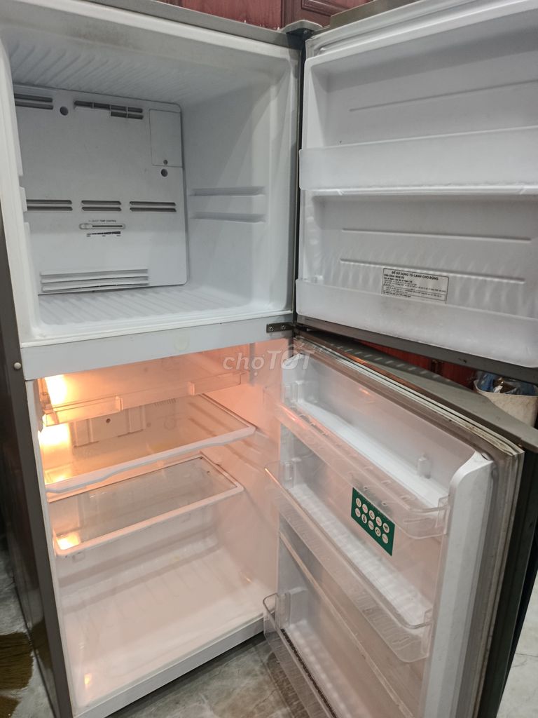 Tủ lạnh Toshiba GR-S19VPP/VUP 171 lít Xám. Mua bán Tủ lạnh tại Huyện Thường Tín Hà Nội được đăng bởi Ng Hưng hình 1