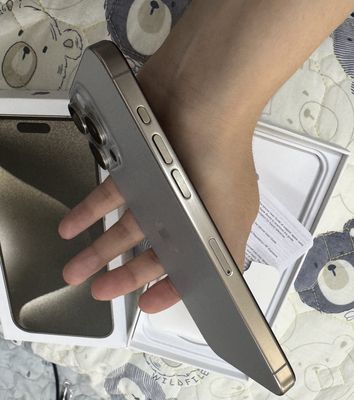 iphone 15 Pro Max 256gb màu Natural còn bh 6 tháng. Mua bán Điện thoại tại Quận Bình Thạnh Tp Hồ Chí Minh được đăng bởi Huy