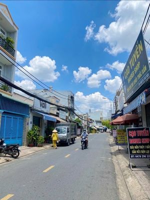 Nhà phố 65 m² · 3 PN · Đường Liên khu 8-9