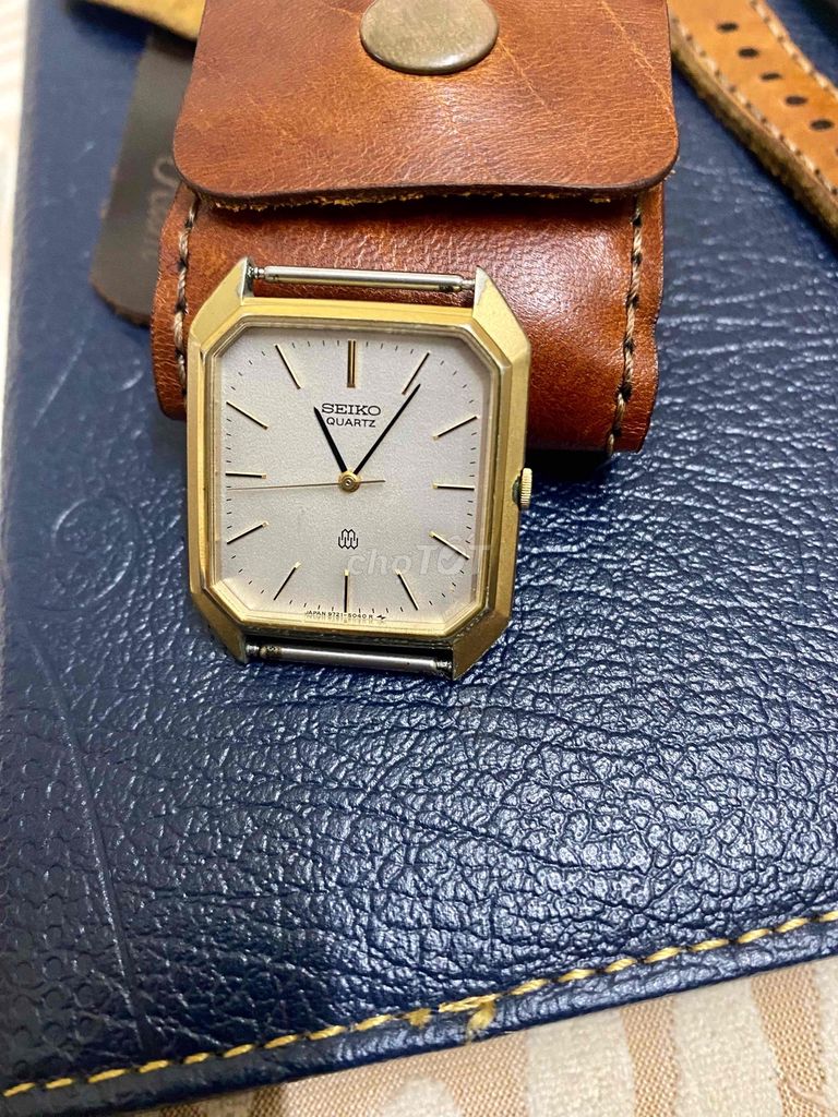 Rare Vintage Seiko Twin Quartz Textured Dial & Cas