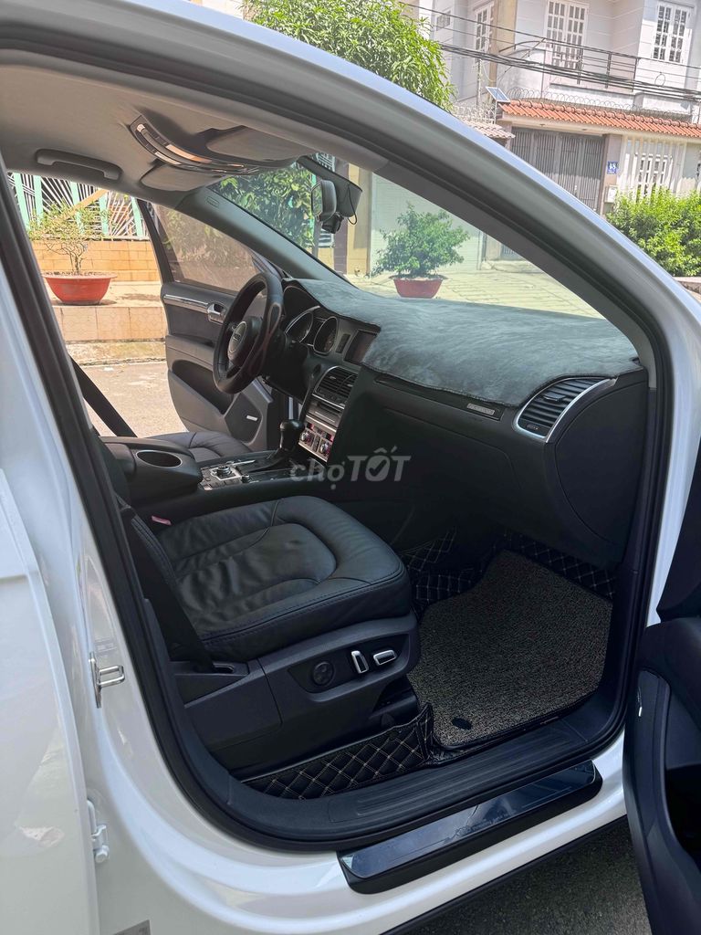 Audi Q7 3.0 2012 - 95000 km. Mua bán Ô tô tại Huyện Bình Chánh Tp Hồ Chí Minh được đăng bởi Phúc hình 8