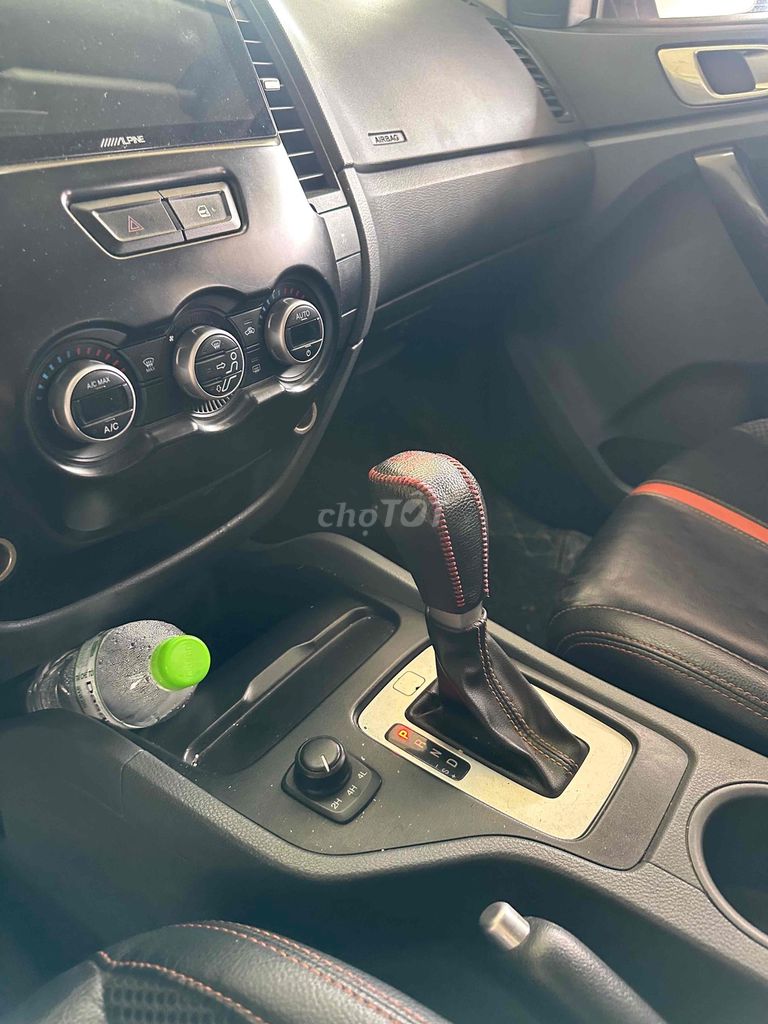Ford Ranger Wildtrak 2015 4x4 3.2AT Красный