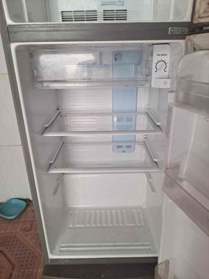 bán tủ lạnh sanyo 186l