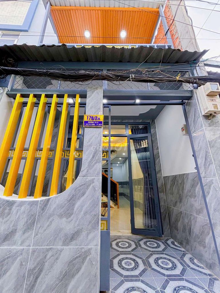 Nhà TL15 gần chung cư Thạnh Lộc và ngã tư vườn lài