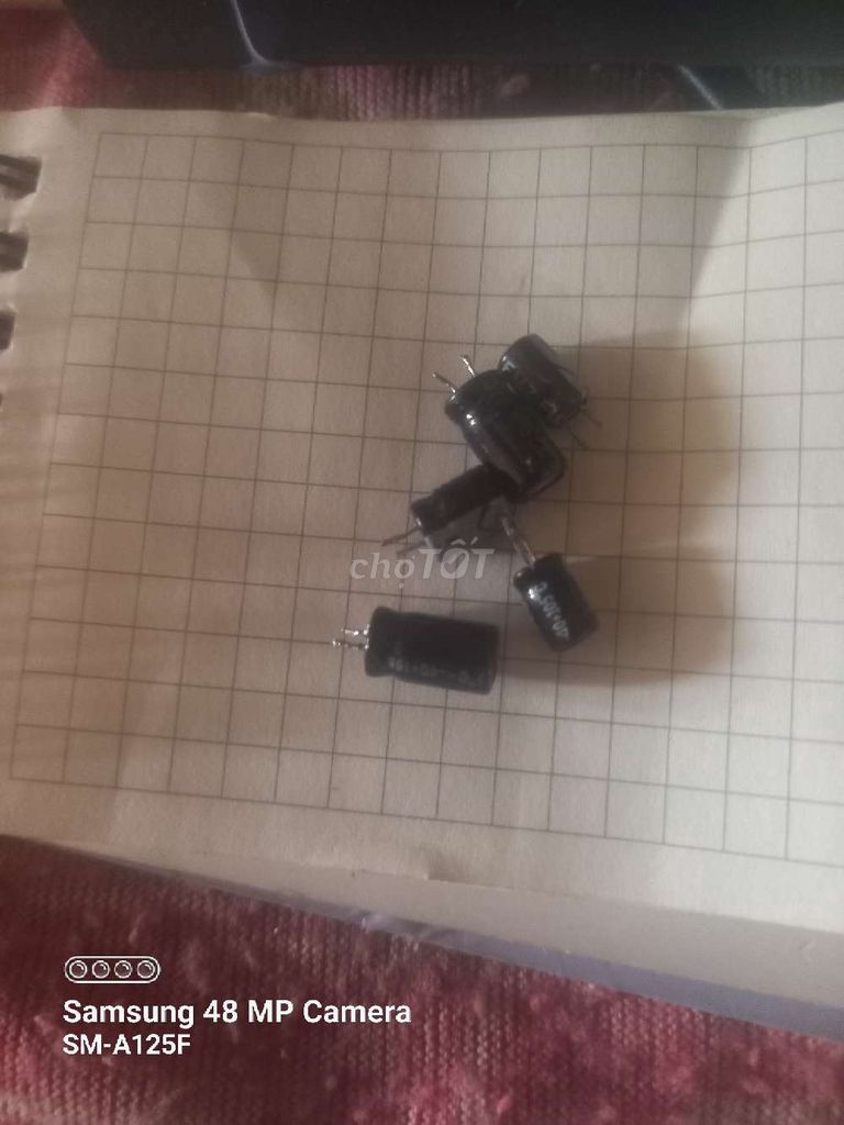 Tụ điện 10V 220uF Tháo máy. Mua bán Linh kiện (RAM, Card...) tại Huyện Cai Lậy Tiền Giang được đăng bởi Sói cát và Sói bạc hình 1