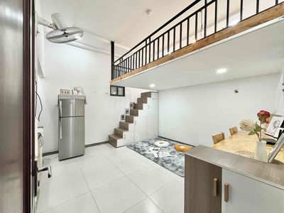 Room 35 m² · Ngay ngã tư Bảy Hiền