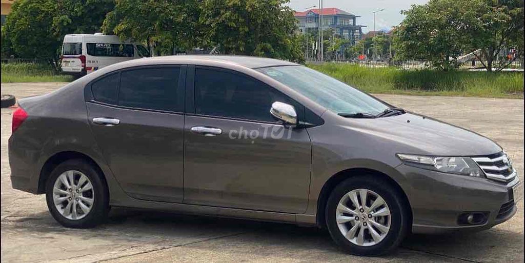 Honda City 2014 1.5 at - 80000 km. Mua bán Ô tô tại Thành phố Huế Thừa Thiên Huế được đăng bởi Nguyễn Văn Định hình 12