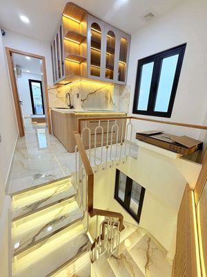 Nhà phố 24 m² · 2 PN · Đường Hòa Hưng