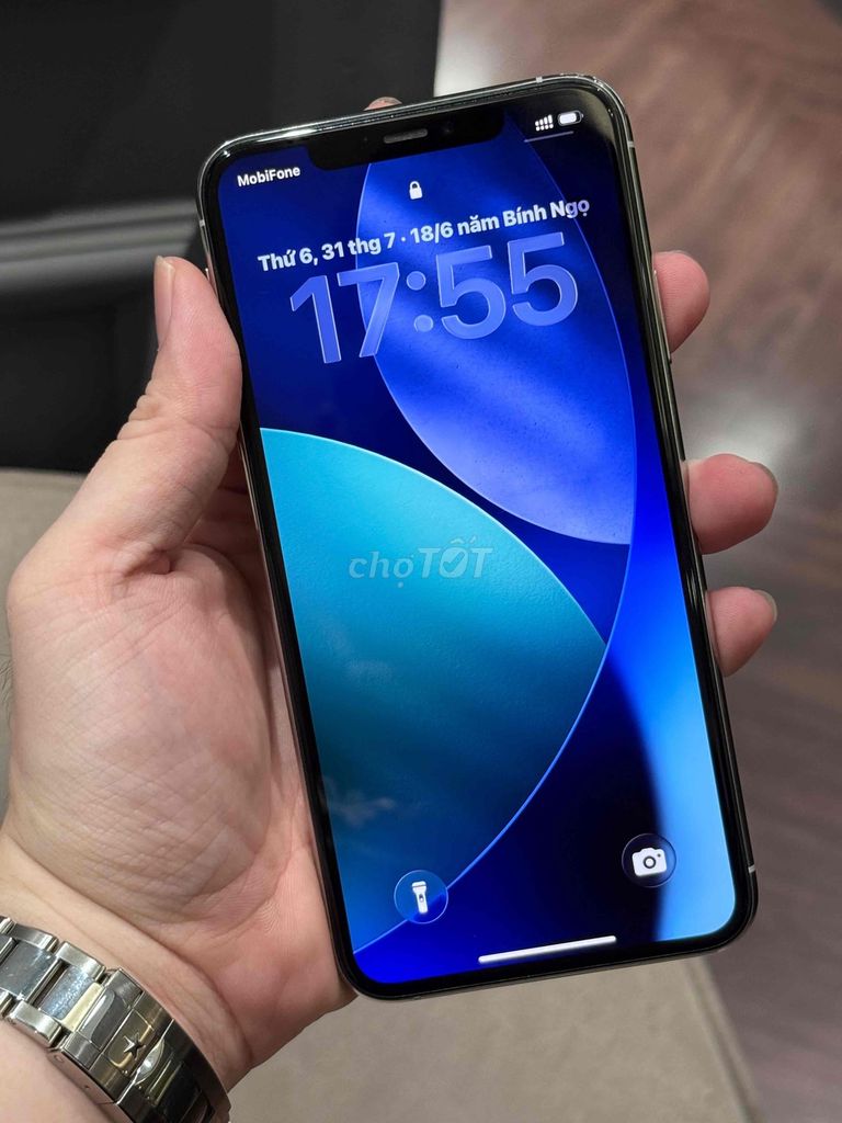Thanh lý iPhone 11 Pro Max 256GB Bạc đẹp 99%. Mua bán Điện thoại tại Quận Đống Đa Hà Nội được đăng bởi Đồng hồ lướt HN hình 1