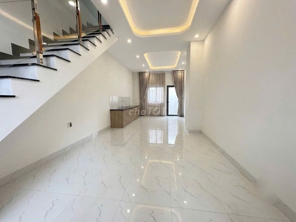CHO THUÊ NHÀ MÃ LÒ -MỚI  -2 TẦNG -52M2-ĐƯỜNG 8M CÓ LỀ -SÁT MẶT TIỀN