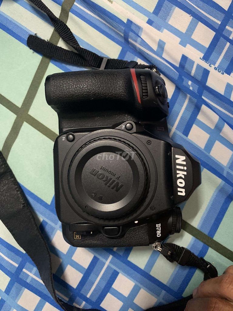 Máy ảnh Nikon D780 Đen. Mua bán Máy ảnh, Máy quay tại Thành phố Huế Thừa Thiên Huế được đăng bởi Lê Anh hình 1