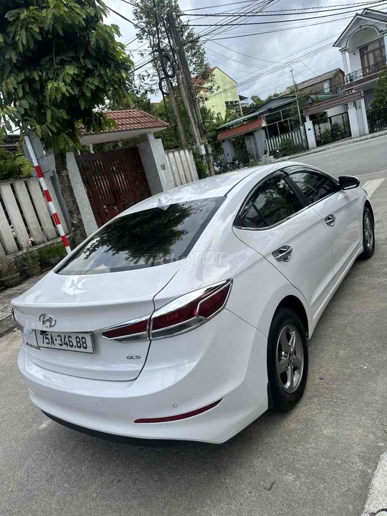 Hyundai Elantra 2016 1.6 MT. Mua bán Ô tô tại Thị xã Hương Trà Thừa Thiên Huế được đăng bởi Diễm Quỳnh hình 3