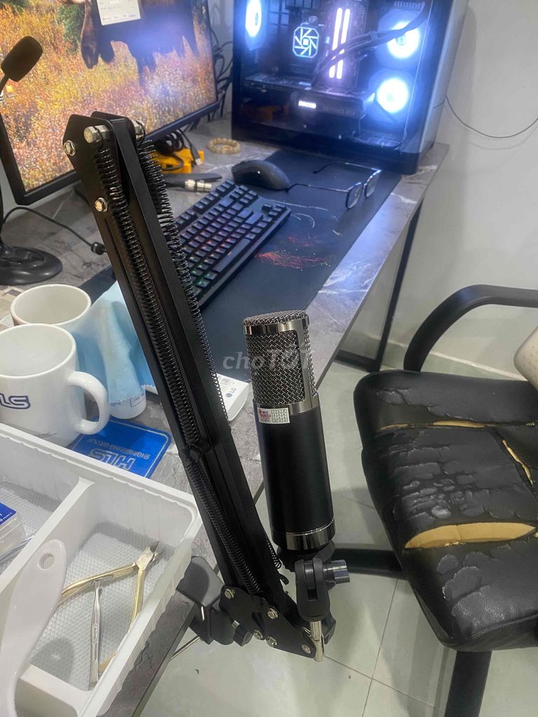k10 box + mic livestream. Mua bán Tivi, Âm thanh tại Thành phố Dĩ An Bình Dương được đăng bởi Nghĩa hình 2